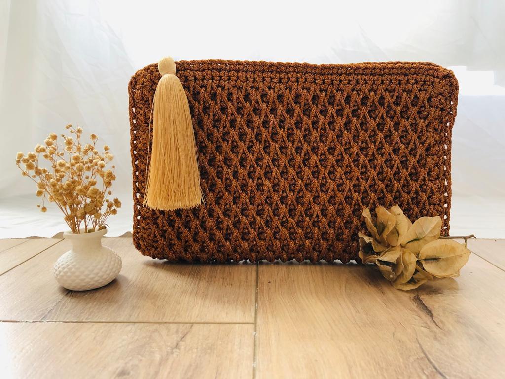 Hardal Rengi Simli İpli Örgü Clutch Çanta