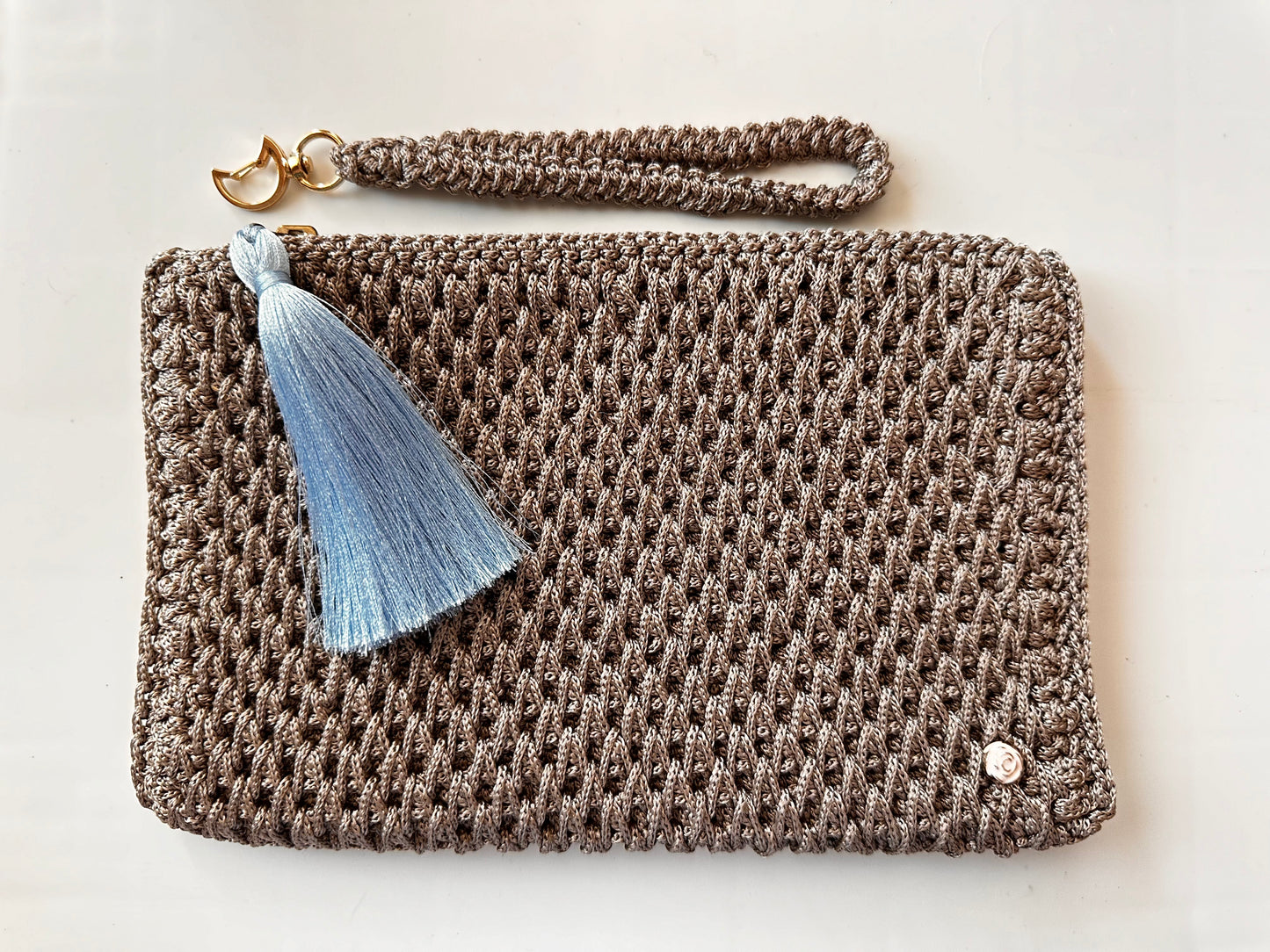 Gri Kahverengi Geçişli El Örgüsü clutch Çanta